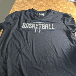 Black basketball T-shirt